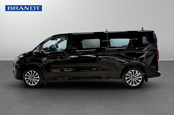 Ford Custom Tourneo 3 of 7