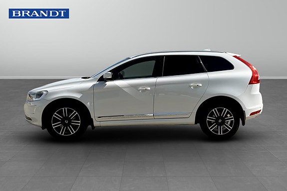 Volvo XC60 3 of 9