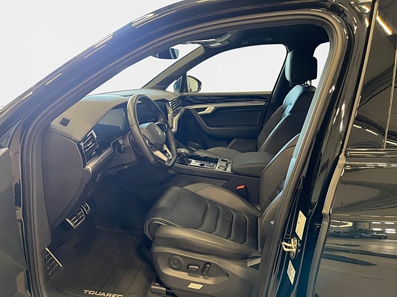 Volkswagen Touareg 9 of 15