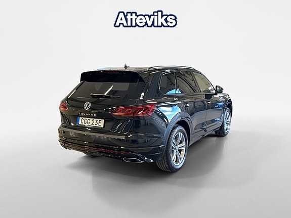 Volkswagen Touareg 3 of 15