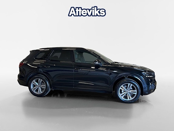 Volkswagen Touareg 2 of 15