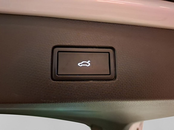 Cupra Tavascan 4 of 12