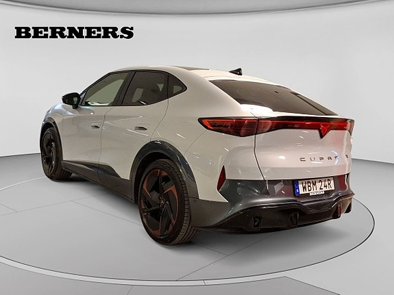 Cupra Tavascan 3 of 12