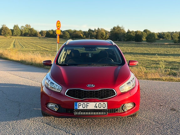 Kia Ceed 3 of 11