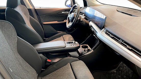 BMW 230e 3 of 9