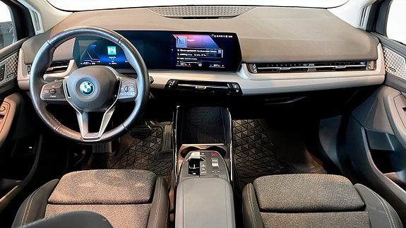 BMW 230e 4 of 9