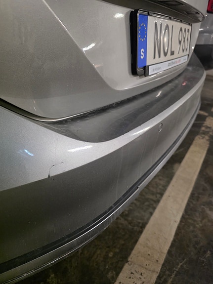 Volkswagen Passat Alltrack 4 of 10