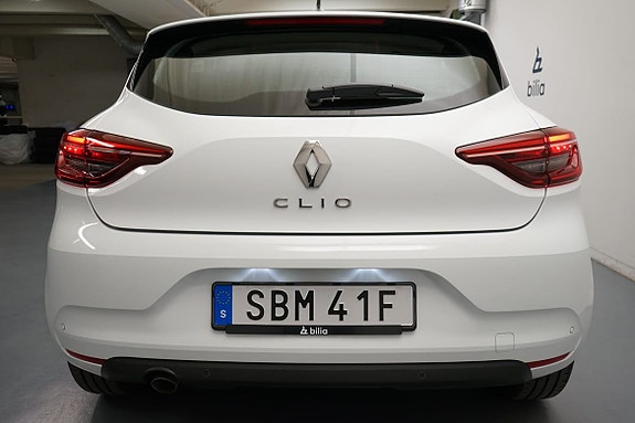 Renault Clio 10 of 12