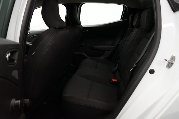 Renault Clio 7 of 12