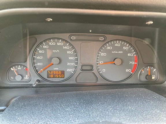 Peugeot 306 8 of 11