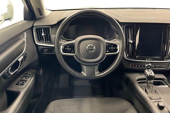 Volvo V90 15 of 29