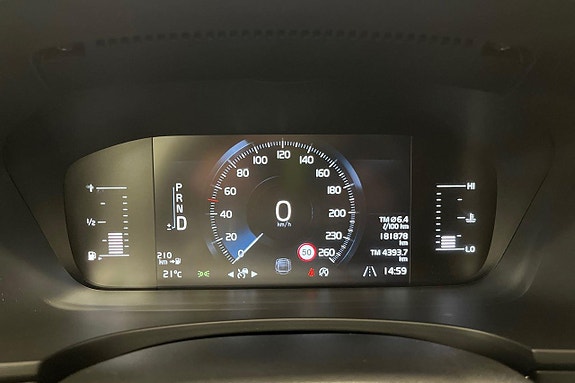 Volvo V90 16 of 29