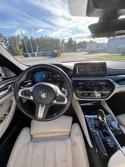 BMW 540i 6 of 6