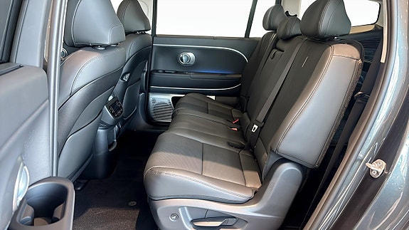 Hyundai Ioniq 9 5 of 13