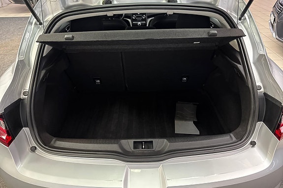 Renault Megane 13 of 16