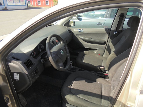 Skoda Fabia 7 of 9