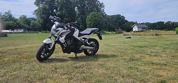 Honda CB650F 4 of 7