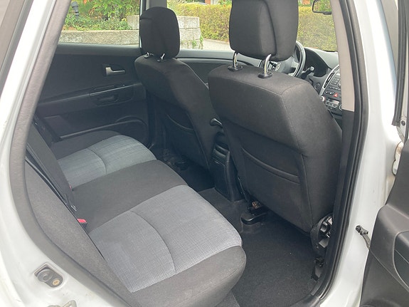 Kia Ceed 10 of 13