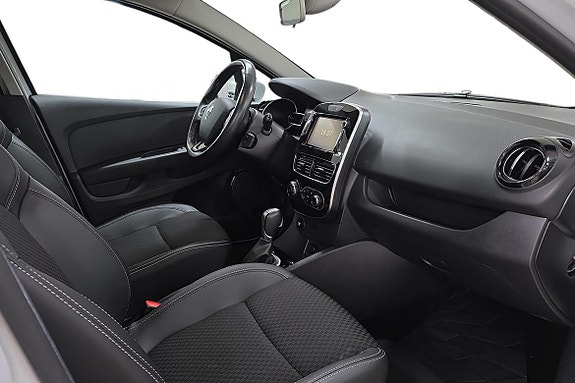 Renault Clio 12 of 21