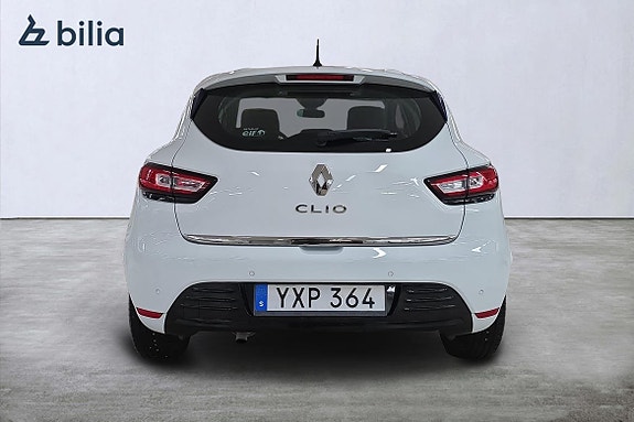 Renault Clio 8 of 21