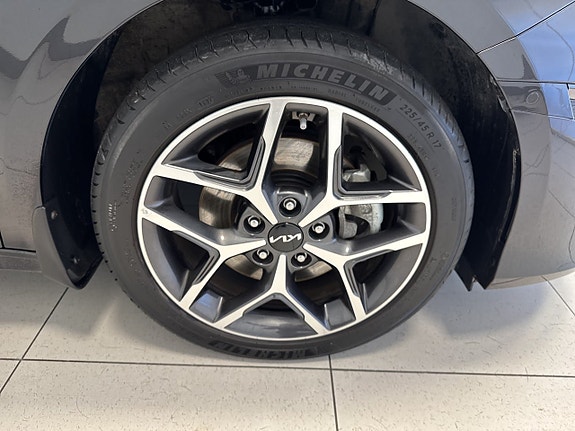 Kia Ceed 15 of 22