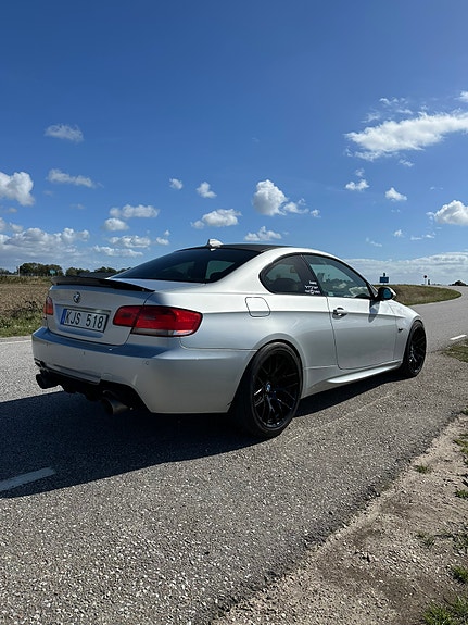 BMW 335i 4 of 9