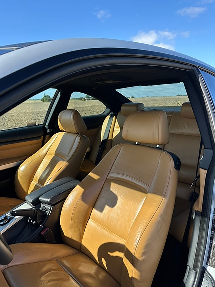 BMW 335i 8 of 9