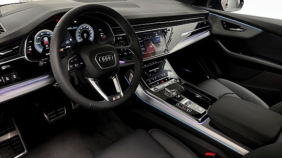 Audi Q8 7 of 23