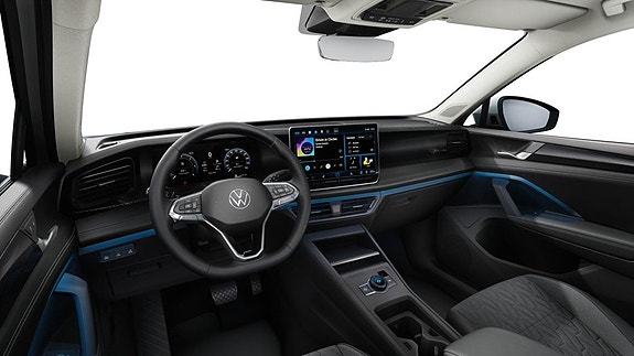 Volkswagen Tiguan 3 of 3