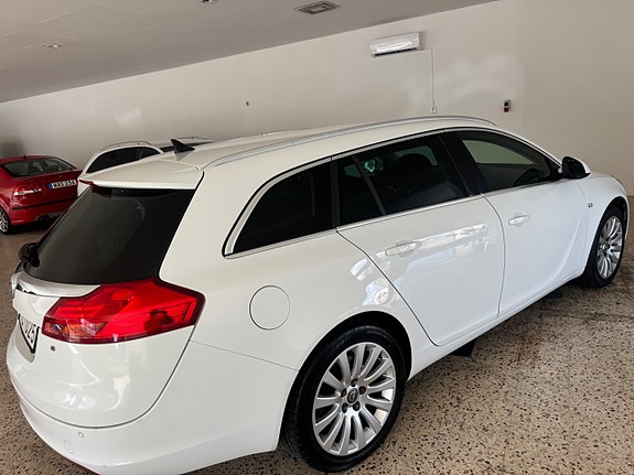 Opel Insignia 3 of 9