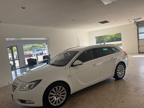 Opel Insignia 6 of 9