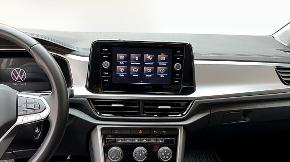 Volkswagen T-Roc 9 of 13