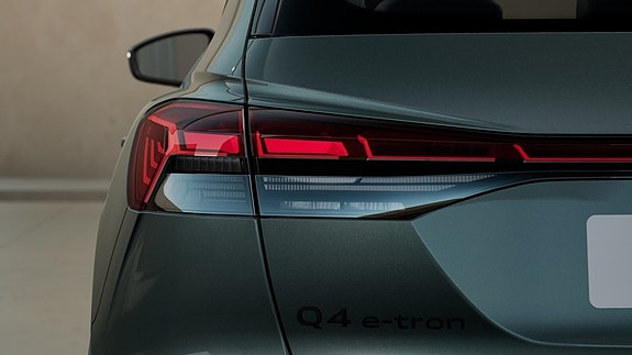 Audi Q4 e-tron 6 of 11