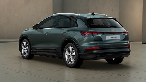 Audi Q4 e-tron 3 of 11