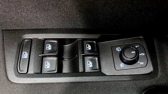 Volkswagen Touran 15 of 22