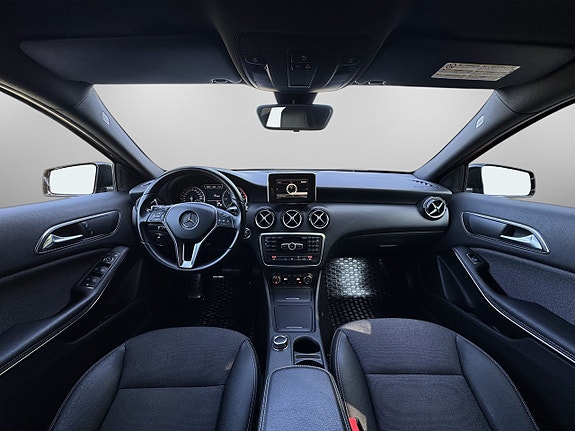 Mercedes-Benz A180 17 of 22