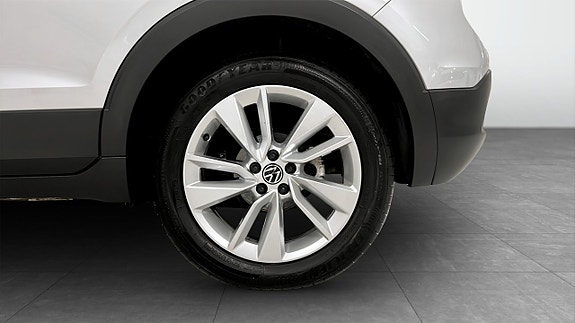 Volkswagen T-Cross 6 of 20