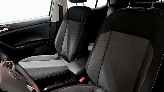 Volkswagen T-Cross 8 of 20