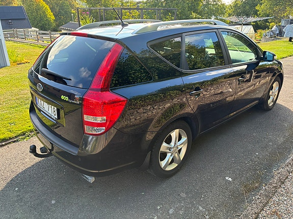 Kia Ceed 12 of 13