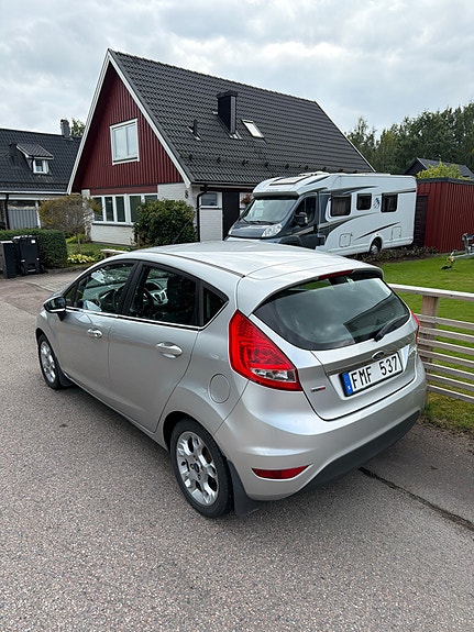 Ford Fiesta 4 of 4