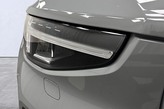 Volvo EX40 21 of 22