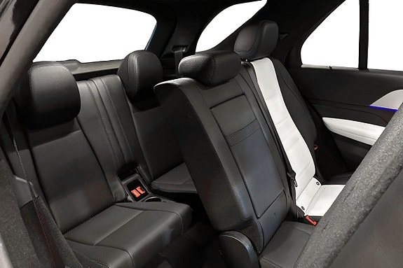 Mercedes-Benz GLE450 21 of 27