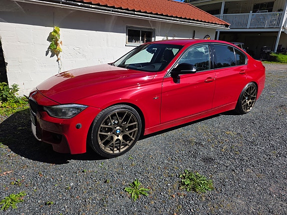 BMW 320d 4 of 11