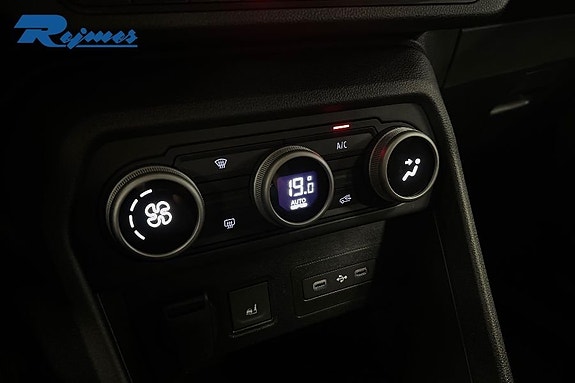 Dacia Sandero 9 of 18