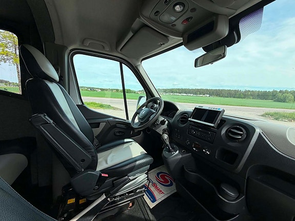 Renault RENAULT MASTER EUROBOX XXL 7 of 13
