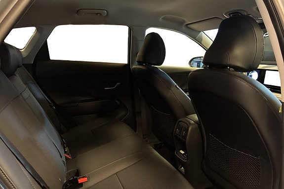 Hyundai Kona 17 of 23