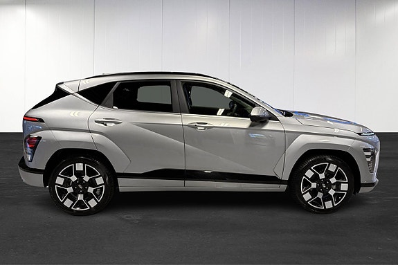 Hyundai Kona 8 of 23