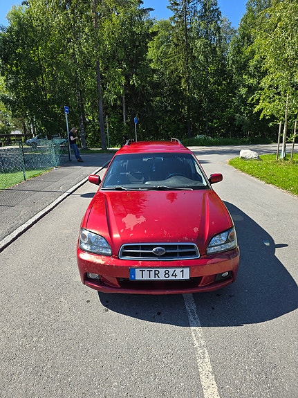 Subaru Legacy 5 of 8