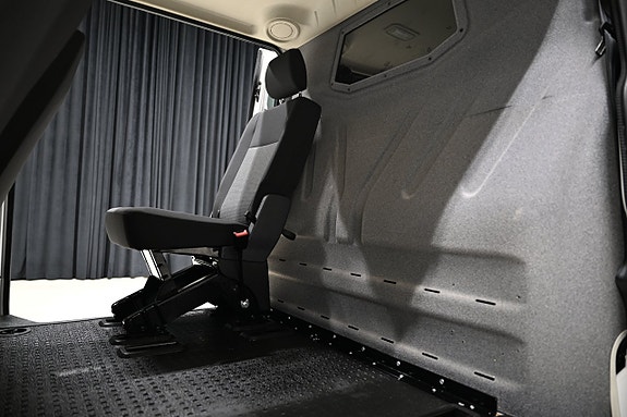 Volkswagen Transporter 9 of 30