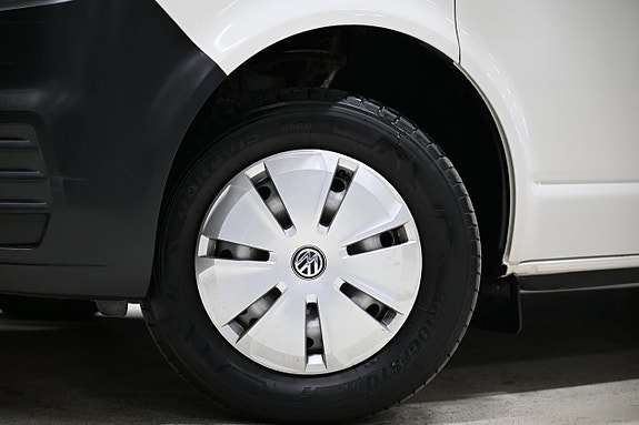 Volkswagen Transporter 4 of 30